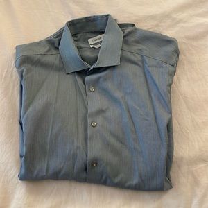 NWOT! Gray Calvin Klein Steel+ Slim Fit Stretch Non-iron men’s dress shirt